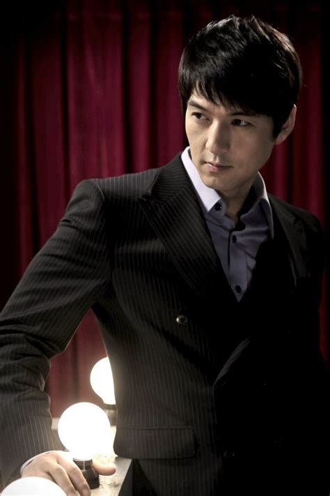 Lee Pil Mo .